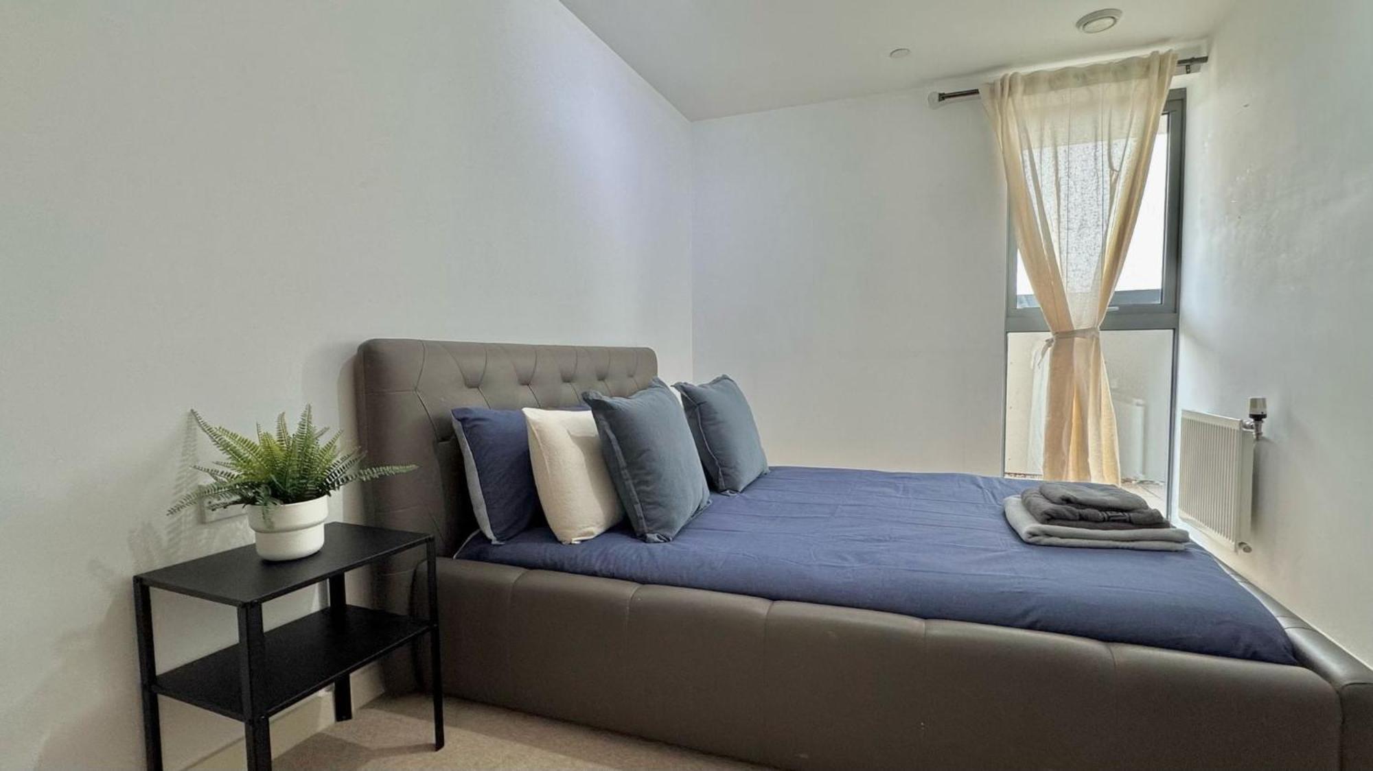 Apartamento Stylish 2-bed Flat With Parking Londres